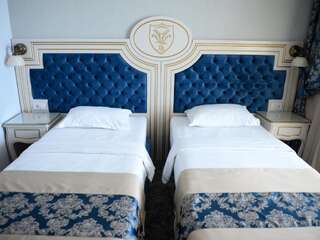 Отель Hotel Dacia Sud Мамая Двухместный номер с 2 отдельными кроватями и видом на море-16